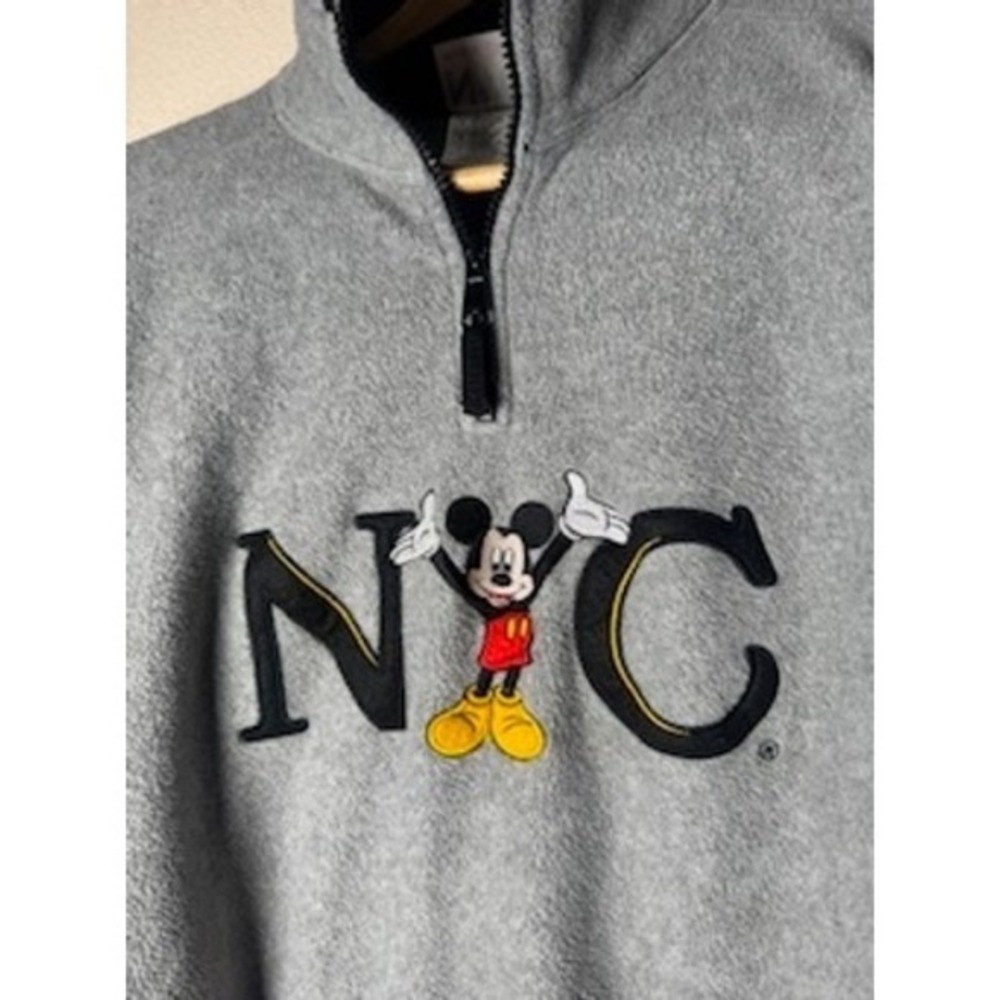Vintage World of Disney NYC Mickey Mouse Gray Fleece 1/4 Zip‎ Pullover